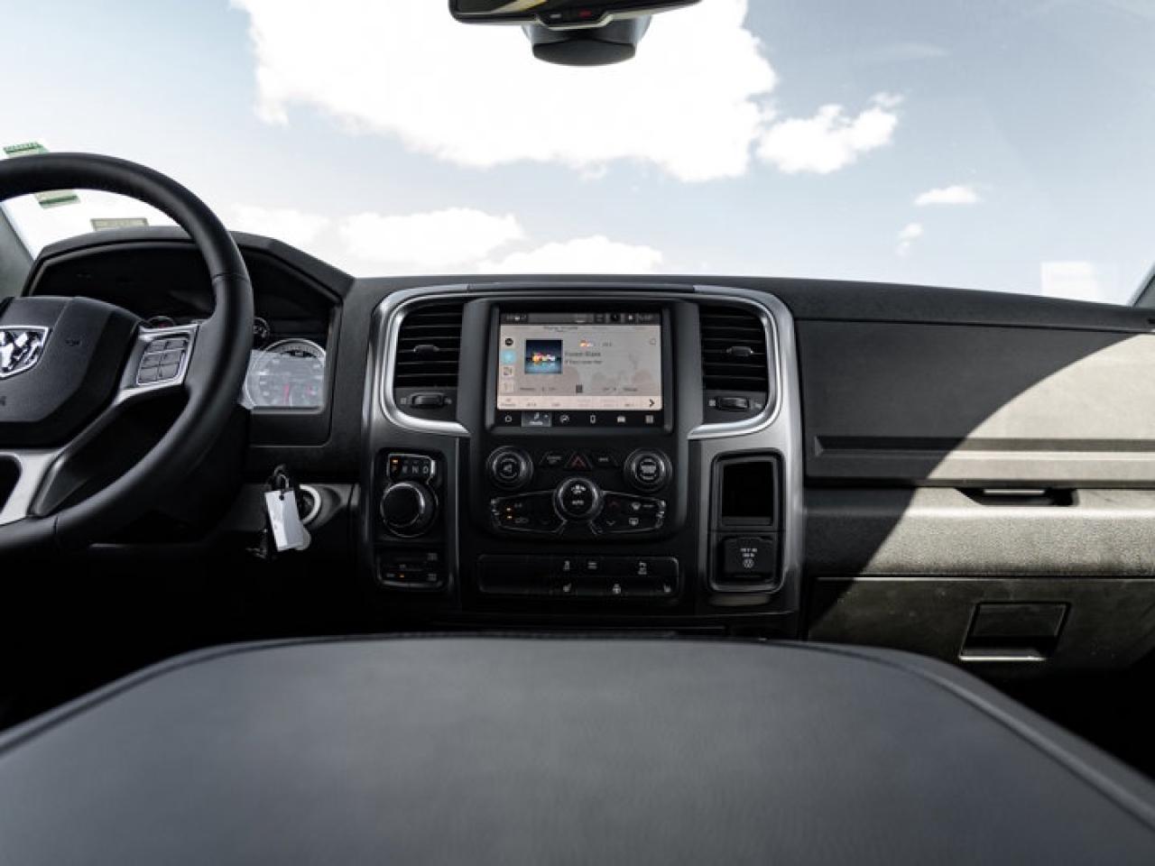 2024 RAM 1500 Classic WARLOCK Photo