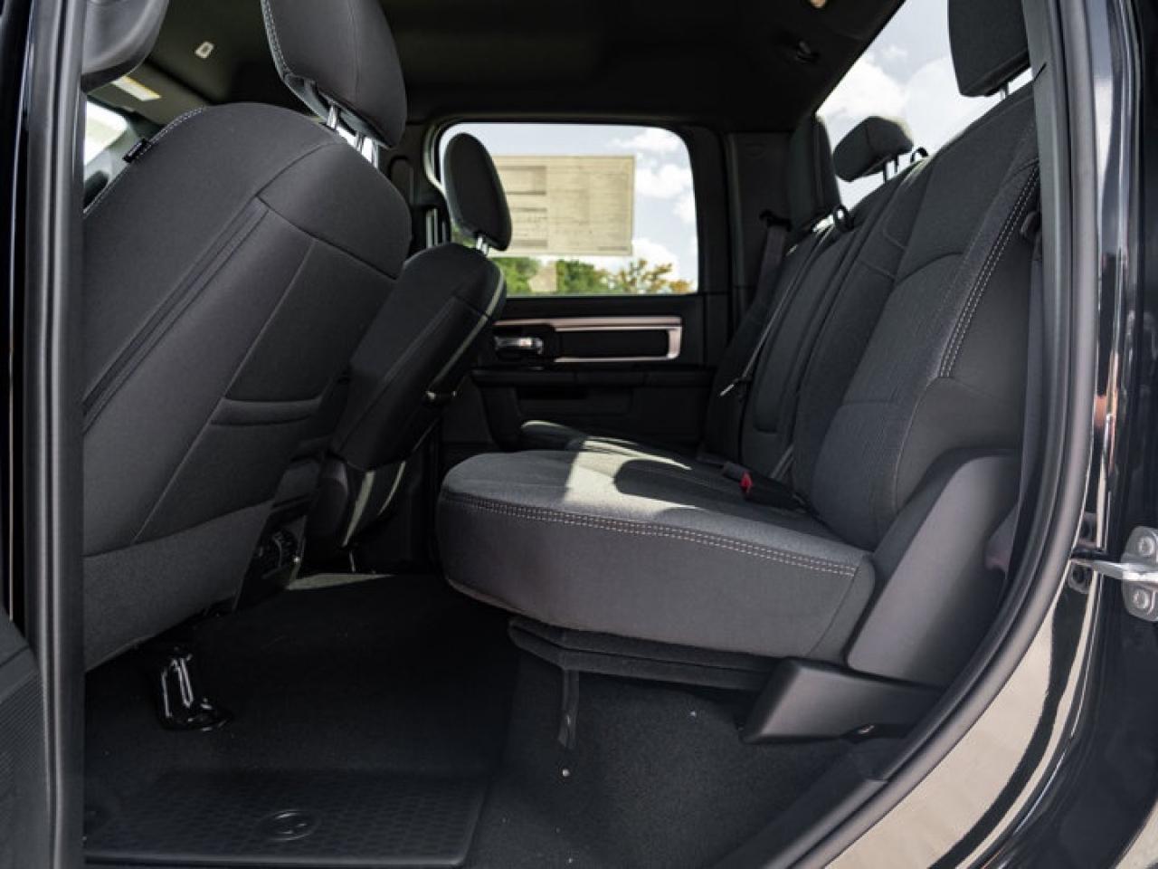 2024 RAM 1500 Classic WARLOCK Photo