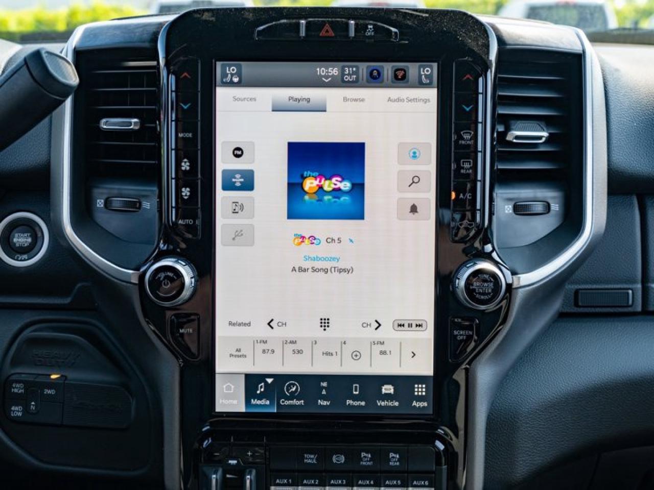 2024 RAM 3500 Big Horn Photo