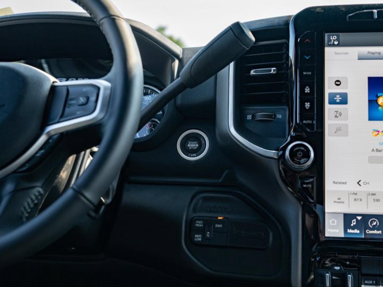 2024 RAM 3500 Big Horn Photo