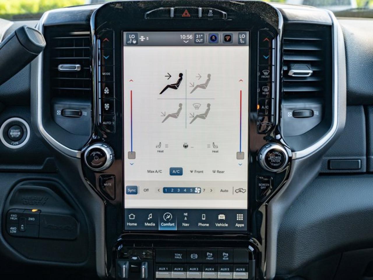 2024 RAM 3500 Big Horn Photo