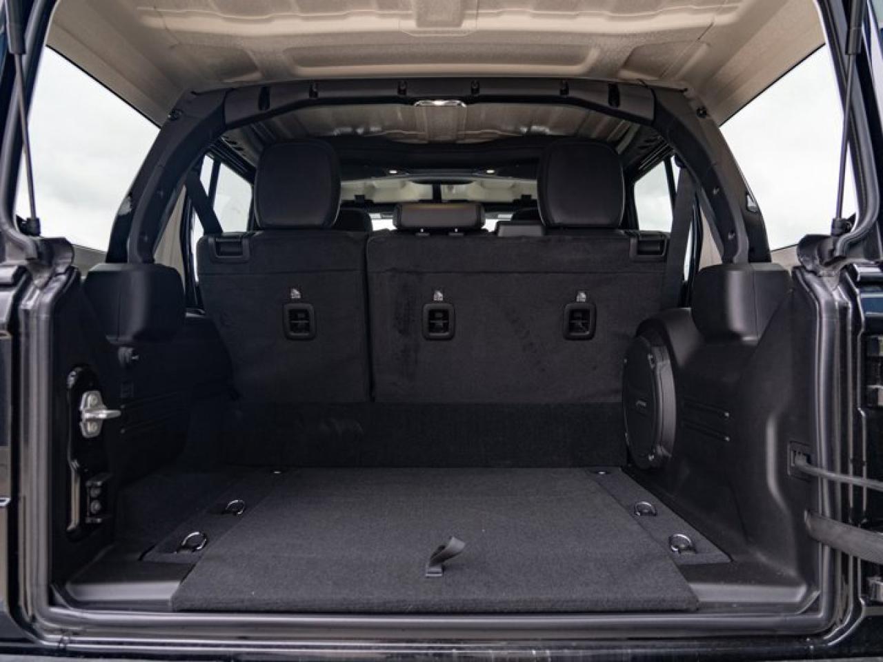 2024 Jeep Wrangler 4xe Sahara Photo