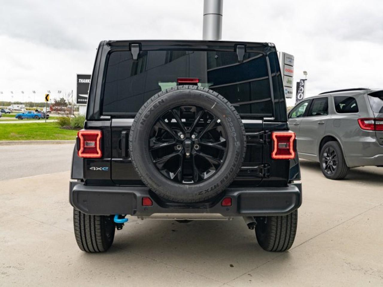 2024 Jeep Wrangler 4xe Sahara Photo