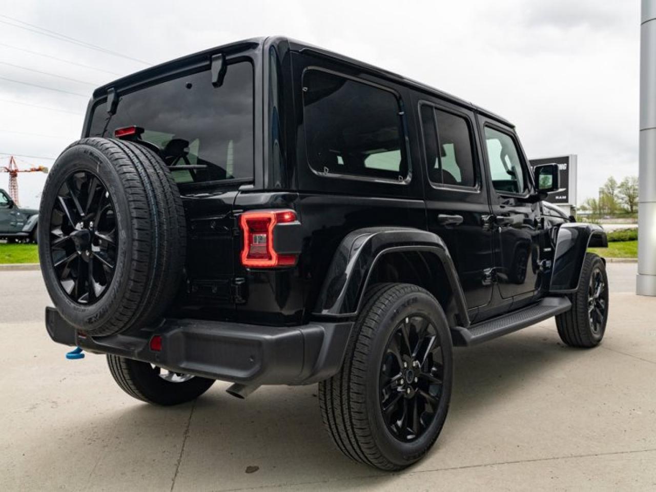 2024 Jeep Wrangler 4xe Sahara Photo