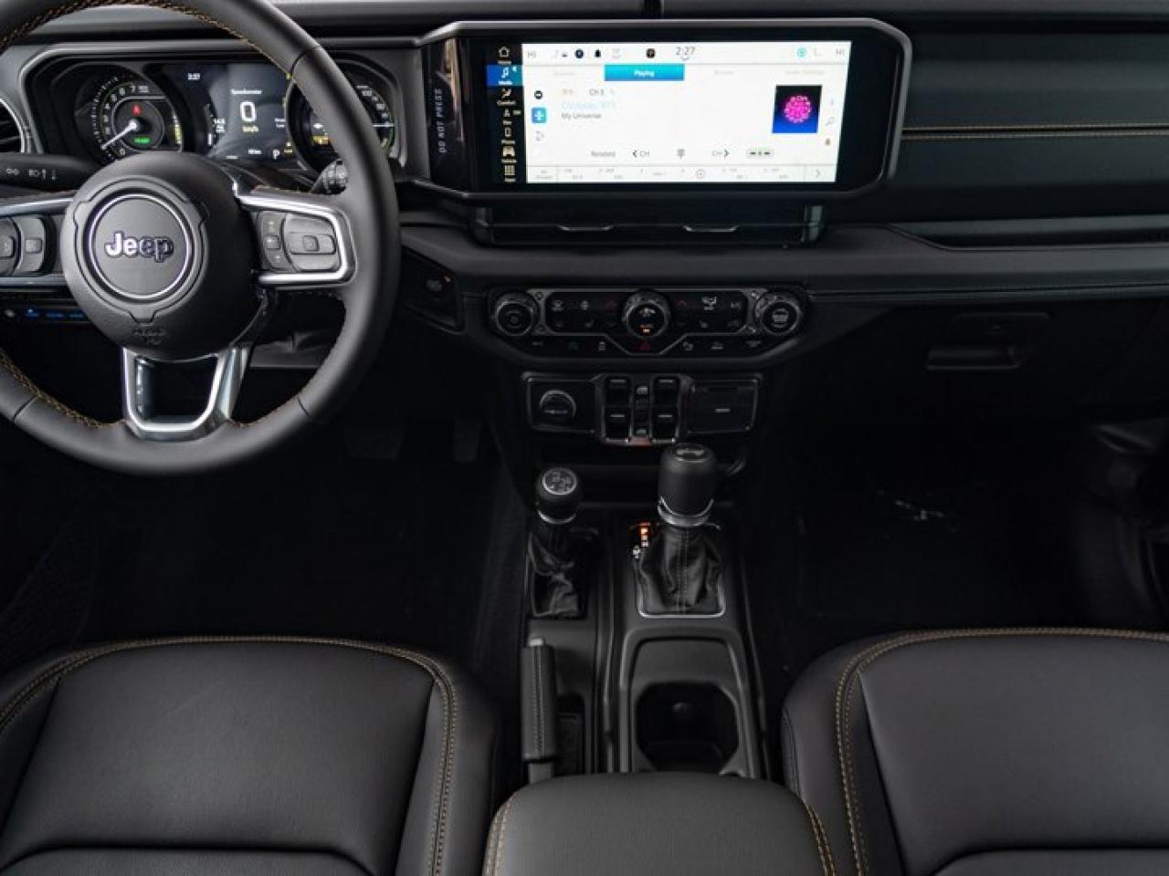 2024 Jeep Wrangler 4xe Sahara Photo