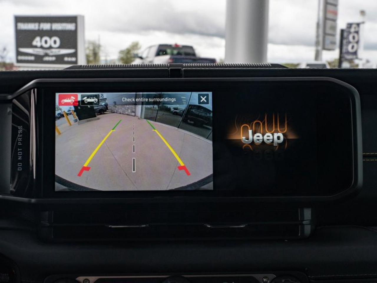 2024 Jeep Wrangler 4xe Sahara Photo