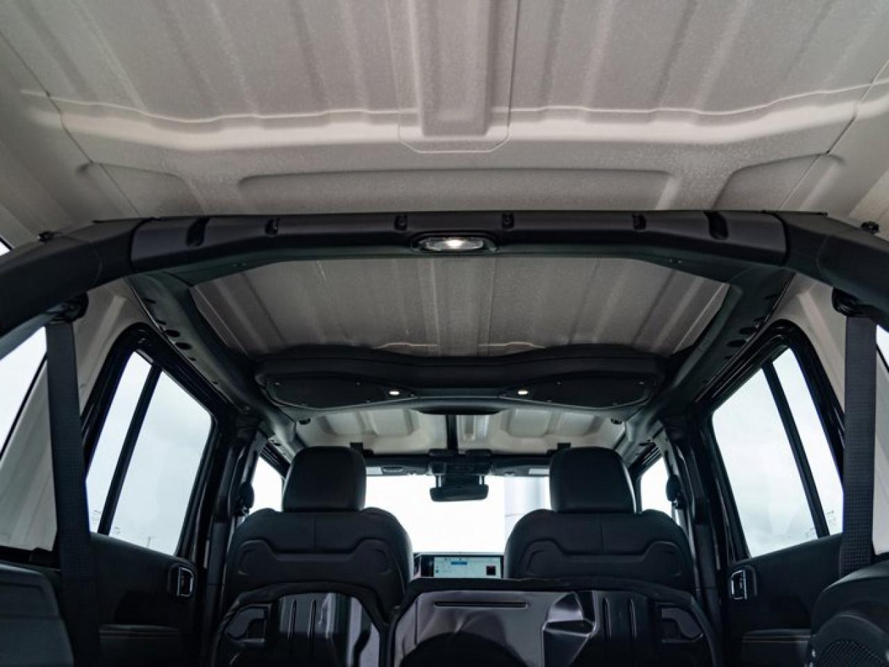 2024 Jeep Wrangler 4xe Sahara Photo