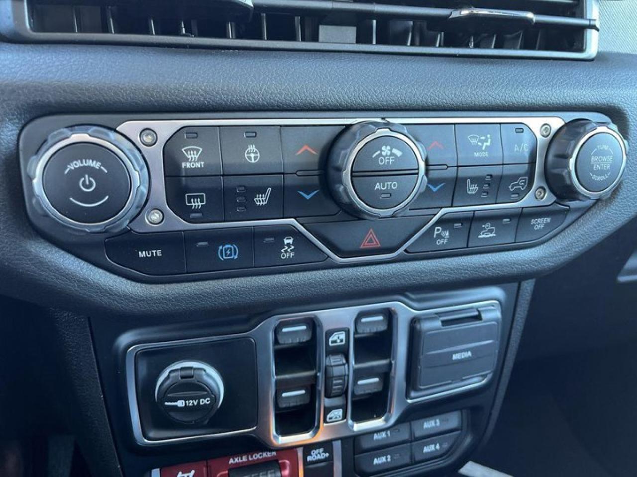 2024 Jeep Wrangler 4xe Willys Photo