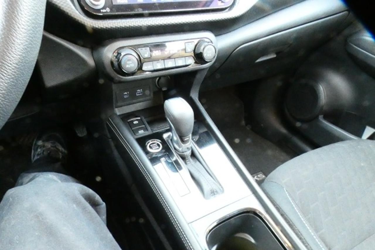 2024 Nissan Kicks SV FWD w/Htd cloth, BUC - Photo #16