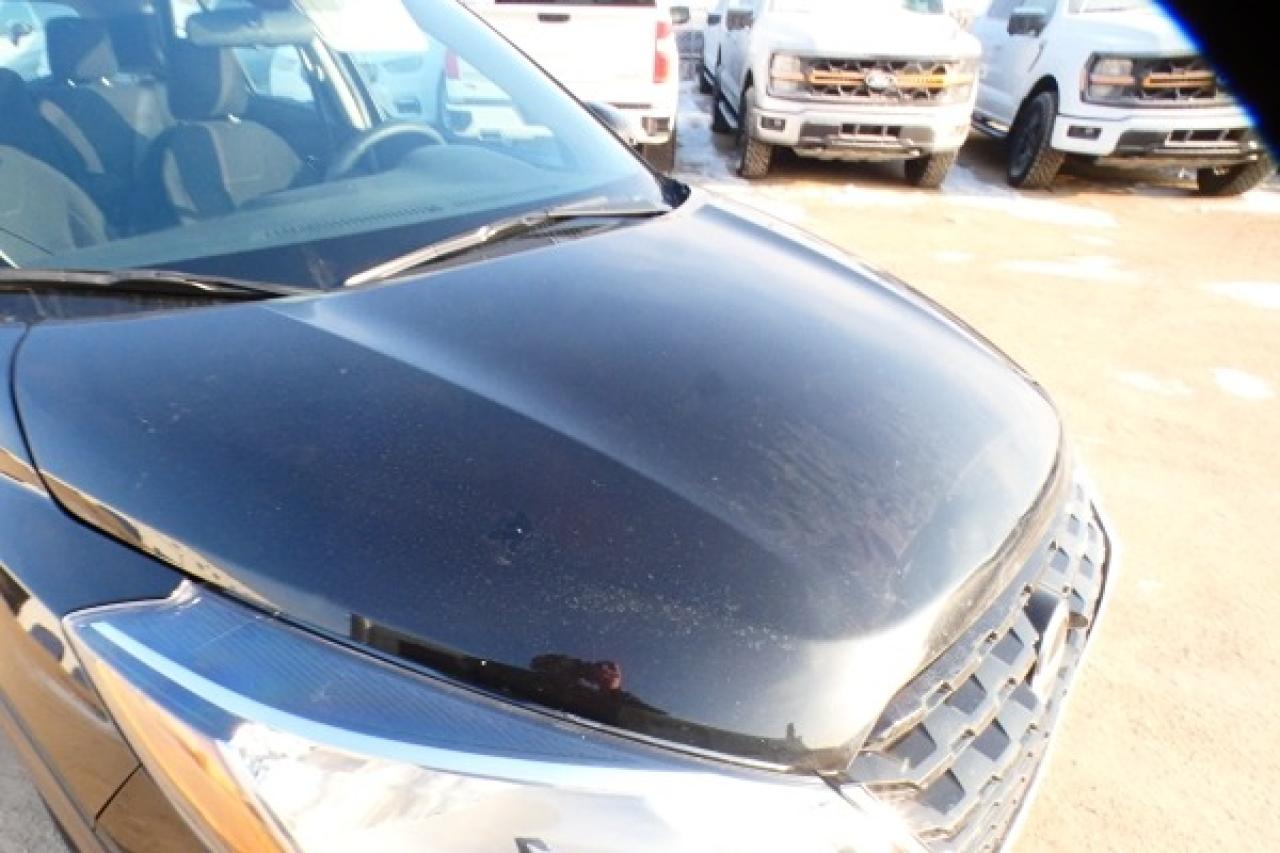 2024 Nissan Kicks SV FWD w/Htd cloth, BUC - Photo #31