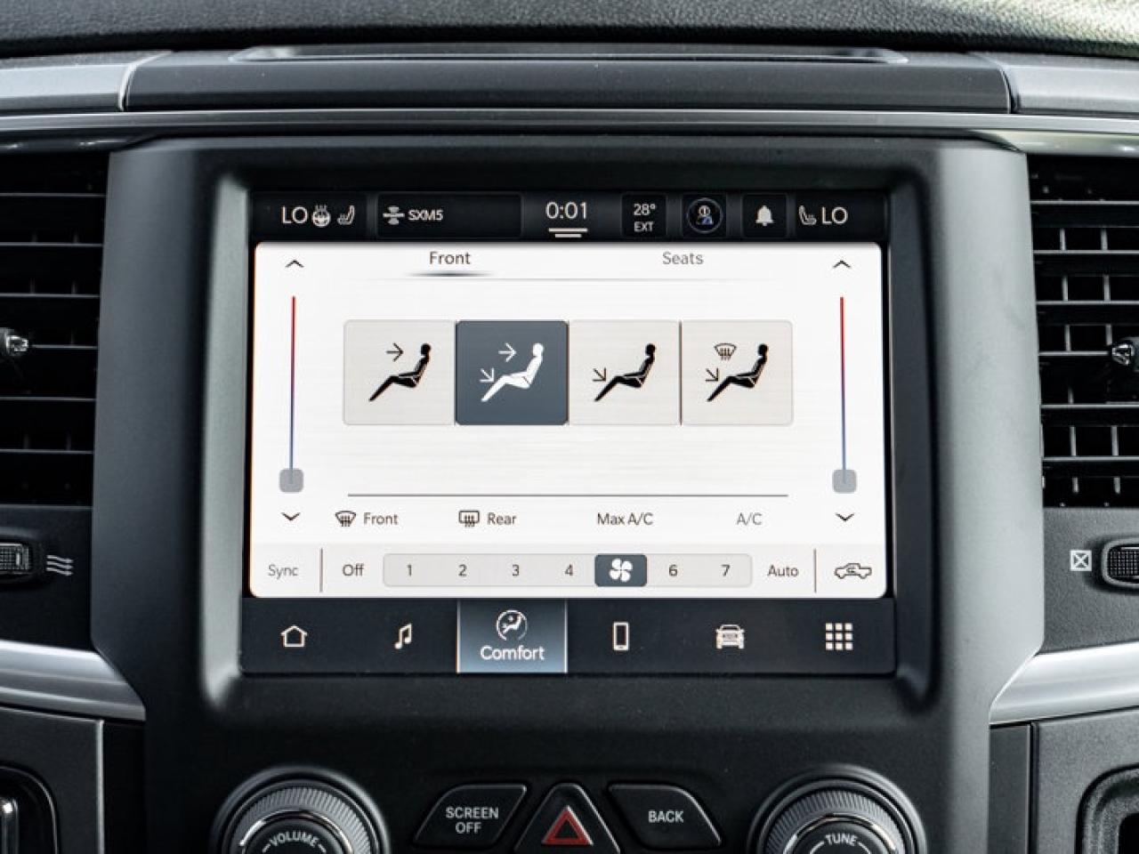 2024 RAM 1500 Classic WARLOCK Photo