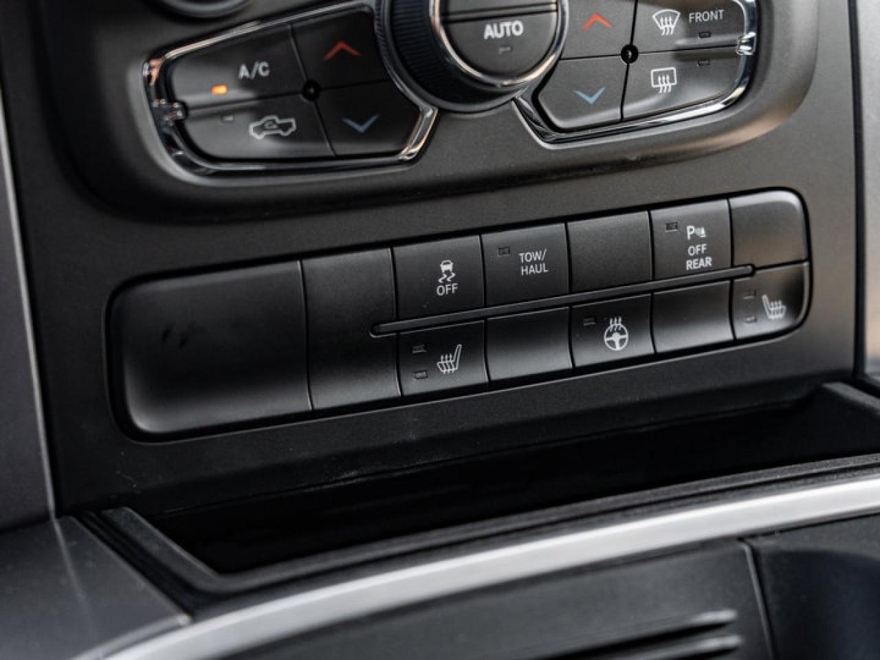 2024 RAM 1500 Classic WARLOCK Photo