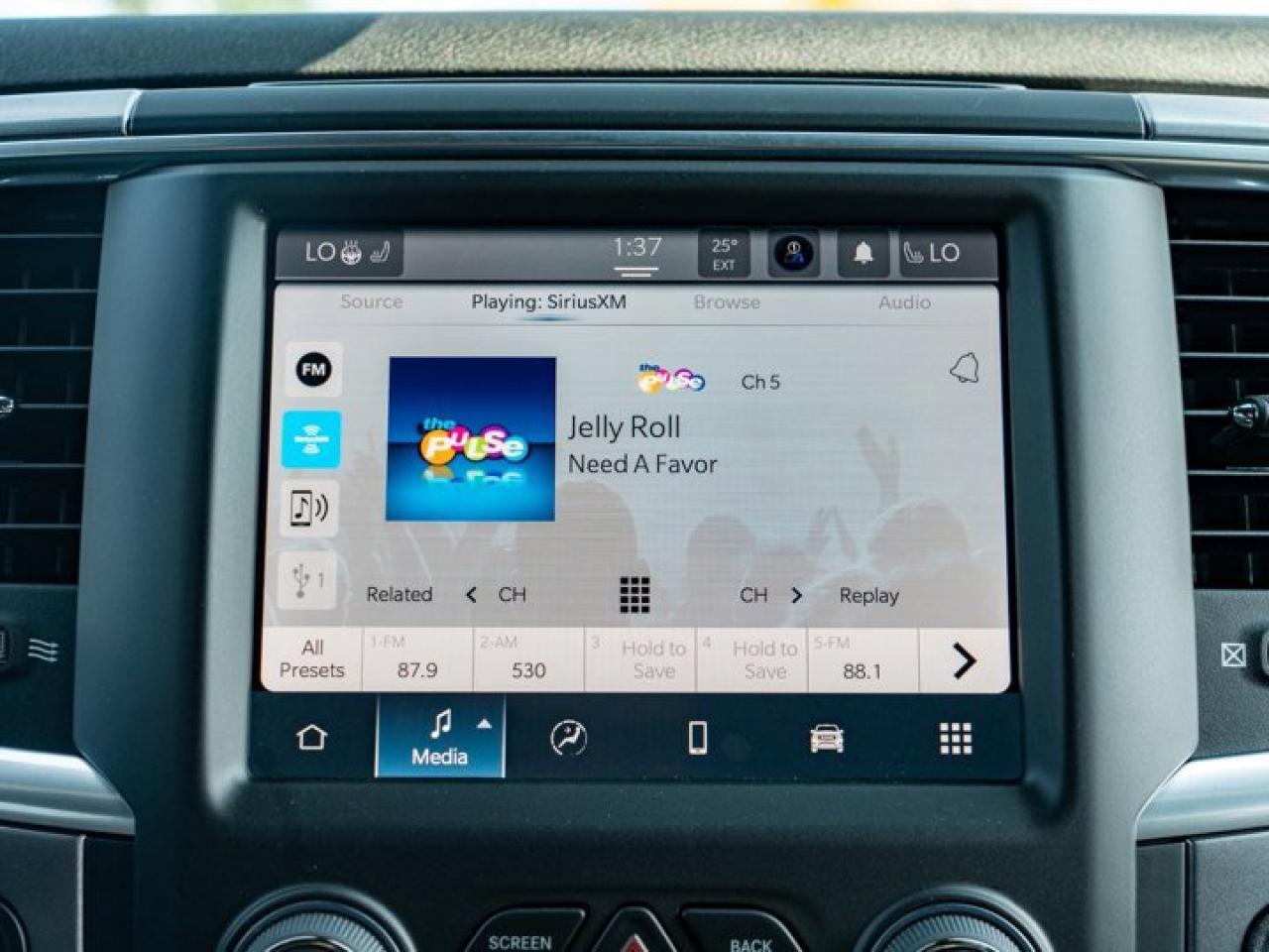 2024 RAM 1500 Classic WARLOCK Photo