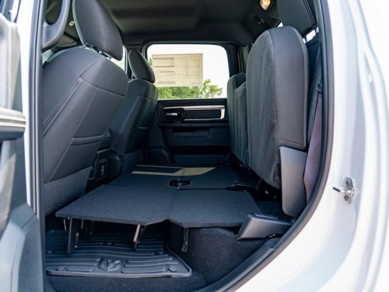 2024 RAM 1500 Classic WARLOCK Photo