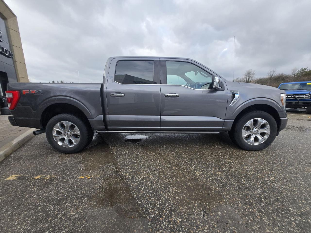 2021 Ford F-150 701A PACKAGE, 20" RIMS, FX4, PANO ROOF, LOADED! Photo