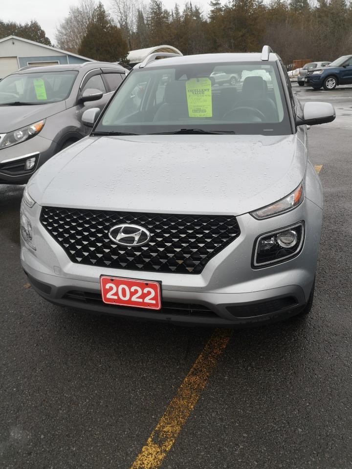 2022 Hyundai Venue Ultimate - Photo #1
