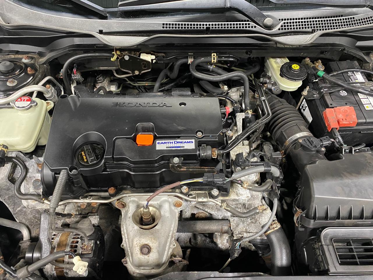 2018 Honda Civic SE - Photo #9