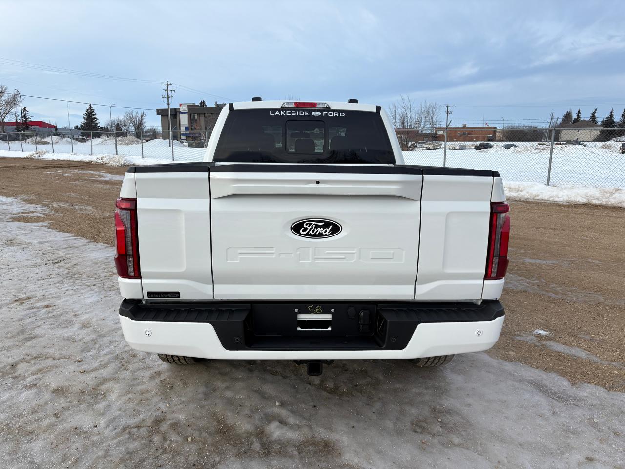 2025 Ford F-150 Lariat Photo3