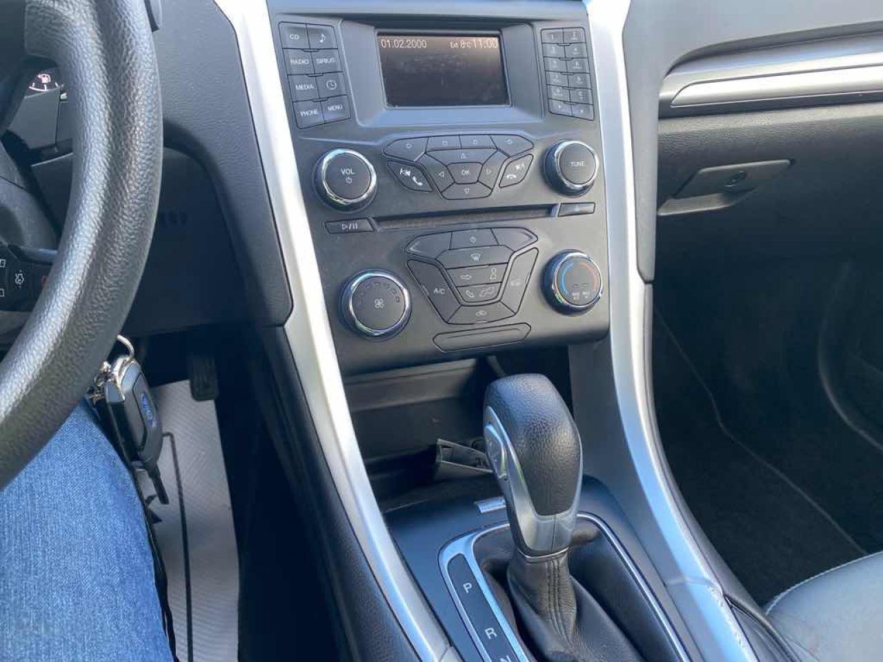 2013 Ford Fusion S - Photo #10