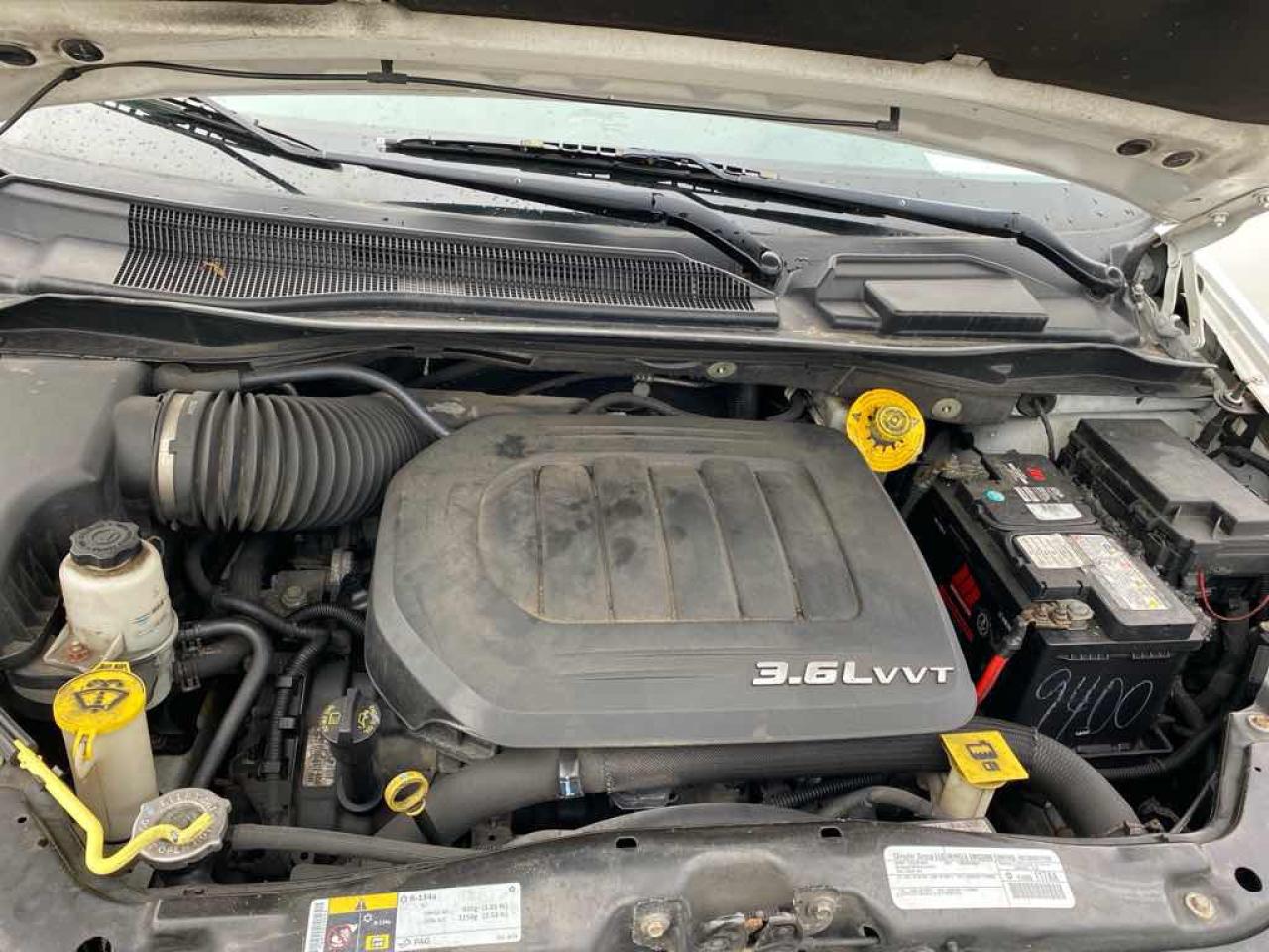 2015 Chrysler Town & Country LIM - Photo #7