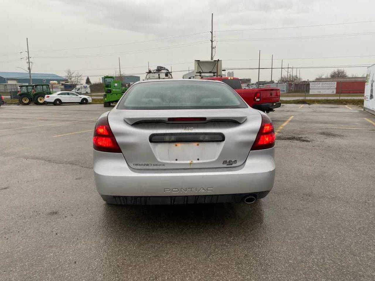 2005 Pontiac Grand Prix  Photo4