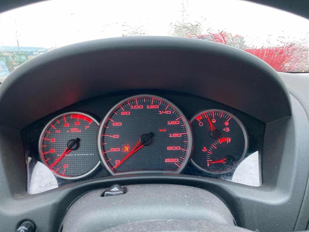 2005 Pontiac Grand Prix  - Photo #9