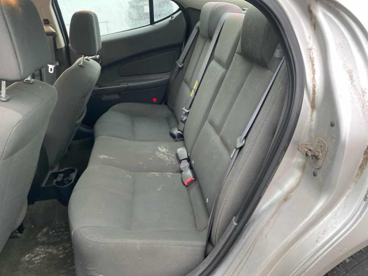 2005 Pontiac Grand Prix  - Photo #12