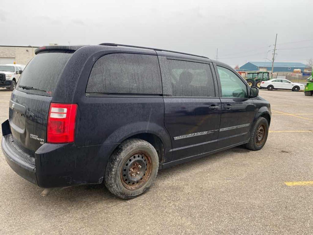 2010 Dodge Grand Caravan SE Photo