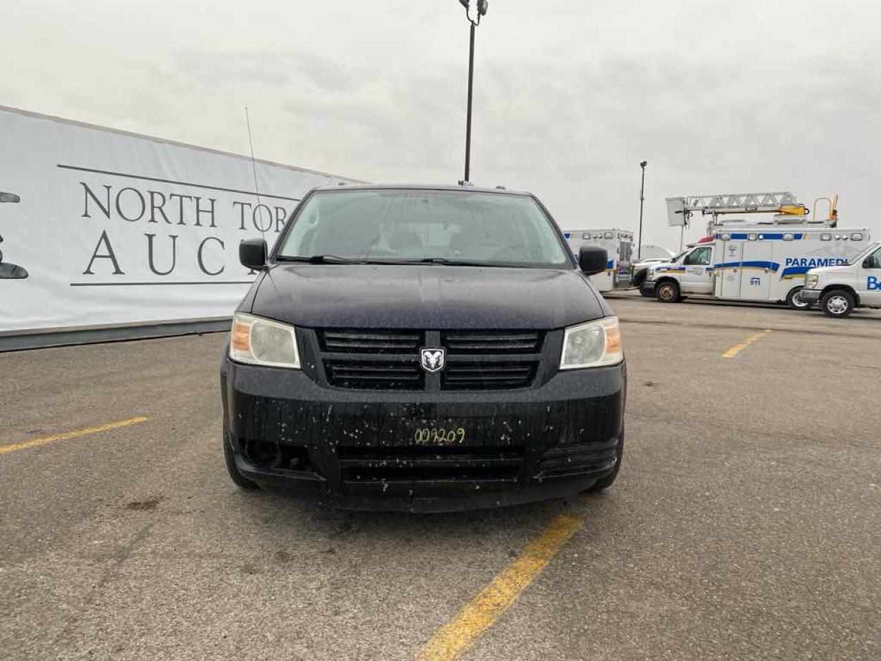 2010 Dodge Grand Caravan SE - Photo #2