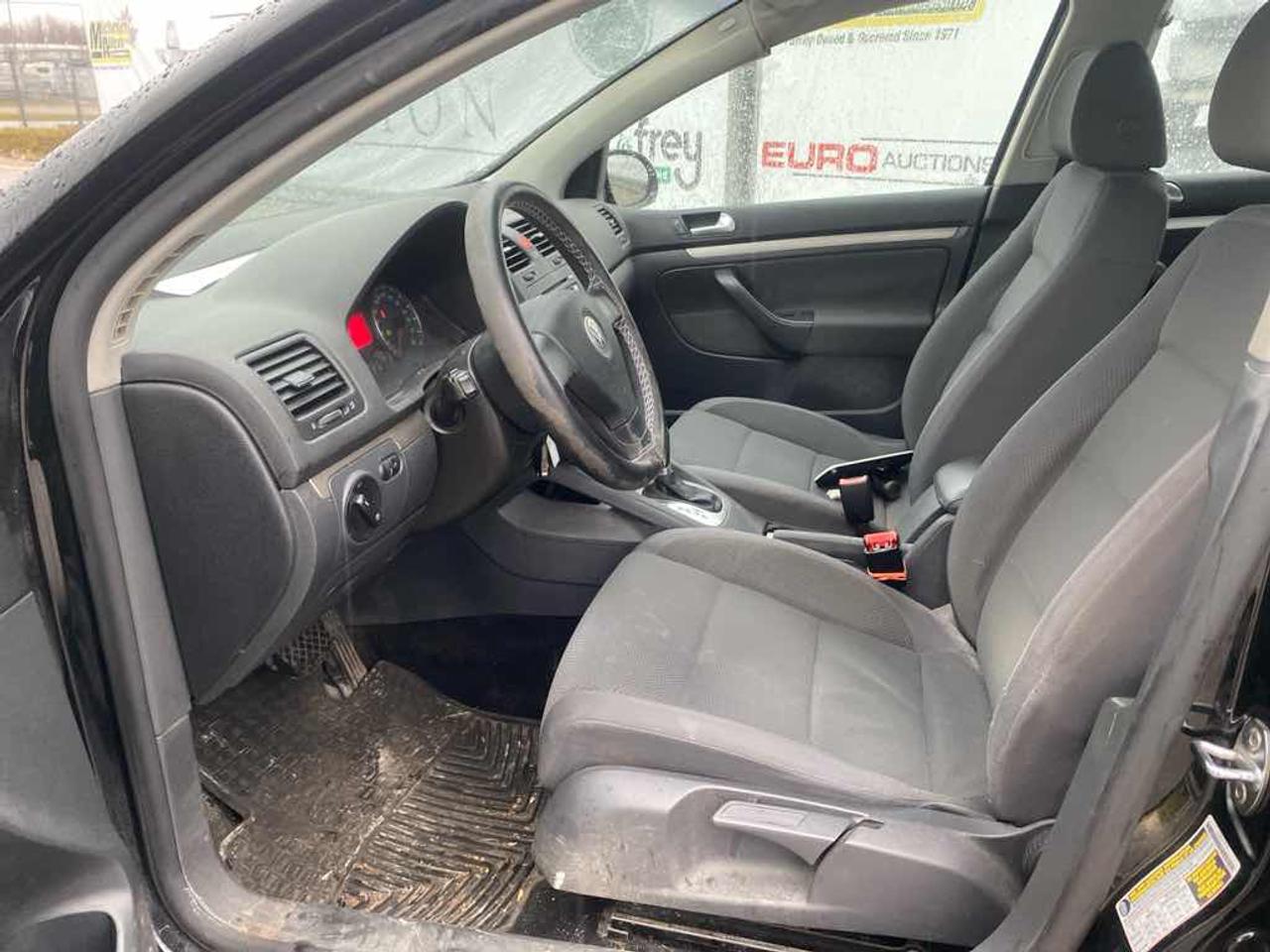 2008 Volkswagen Rabbit  Photo