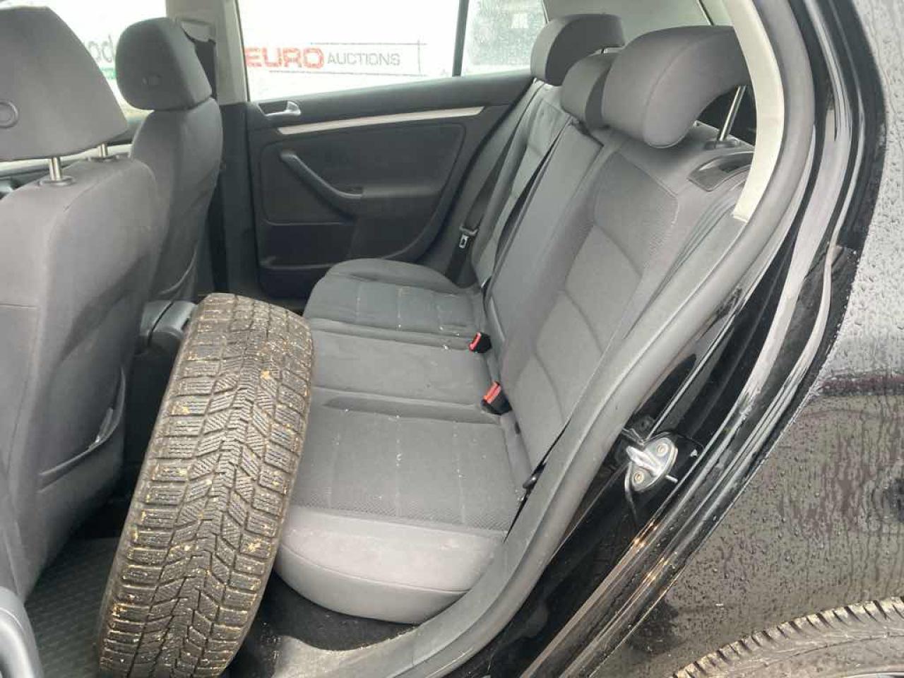 2008 Volkswagen Rabbit  - Photo #12