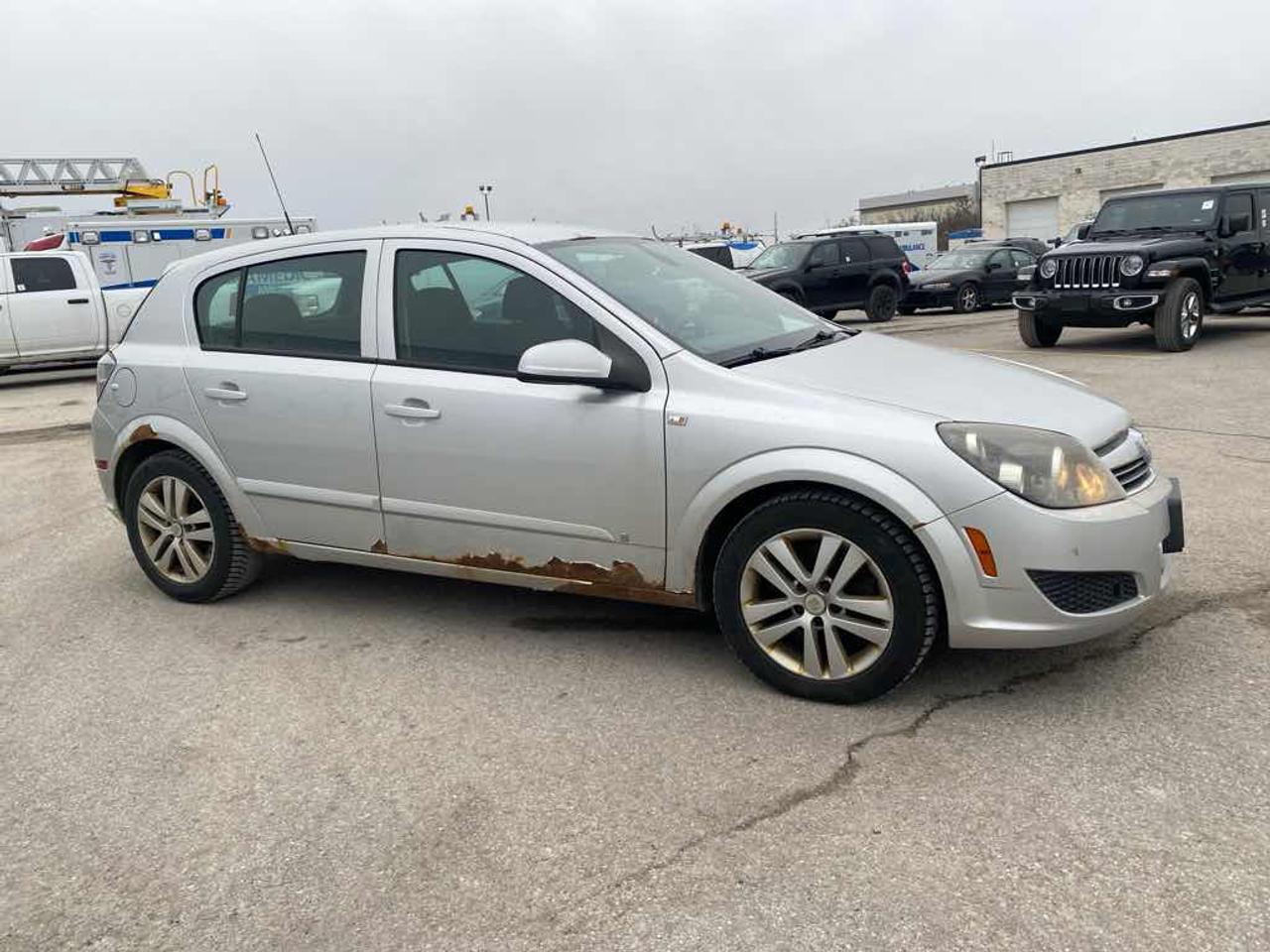 2009 Saturn Astra XE Photo