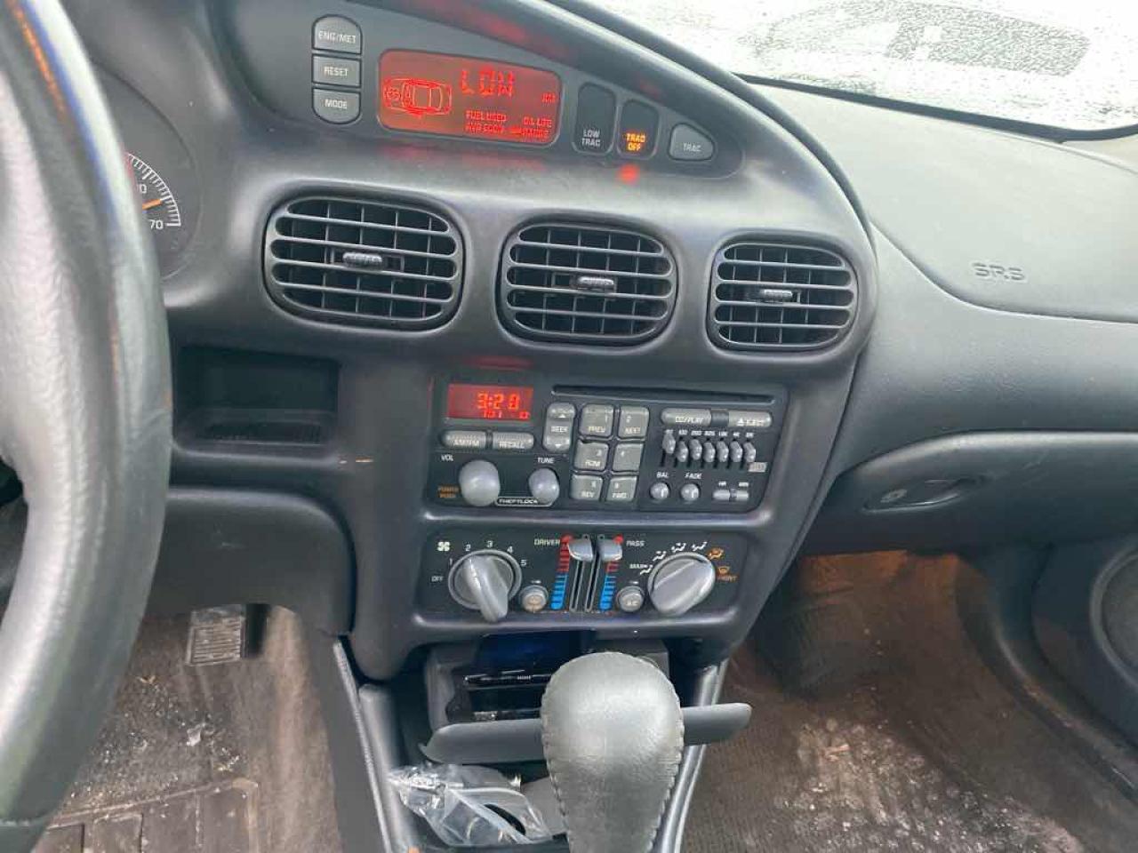 2003 Pontiac Grand Prix GT - Photo #10