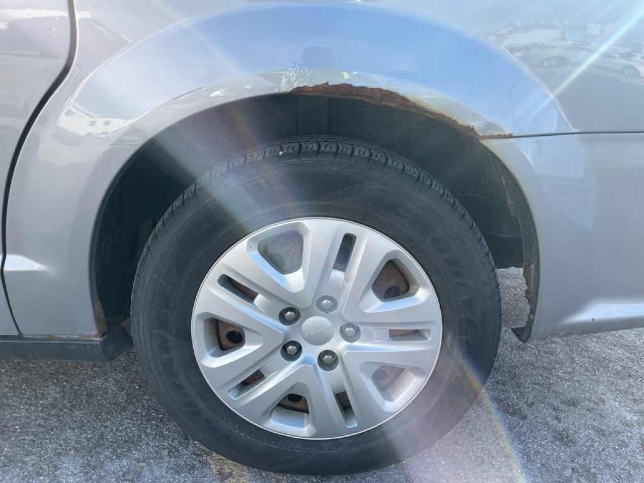 2013 Dodge Grand Caravan SE - Photo #16