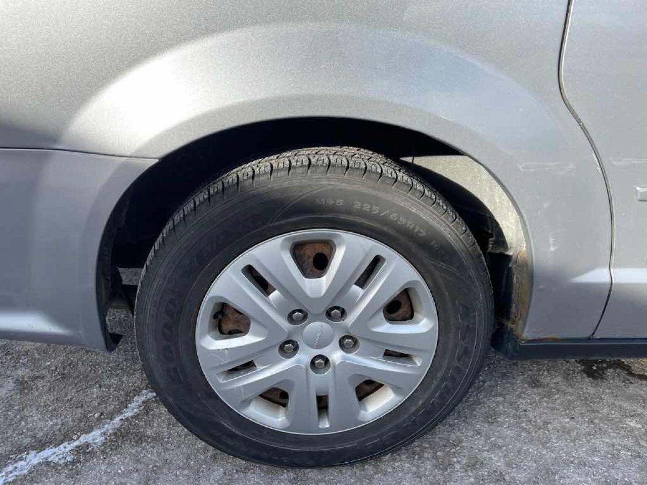 2013 Dodge Grand Caravan SE - Photo #18