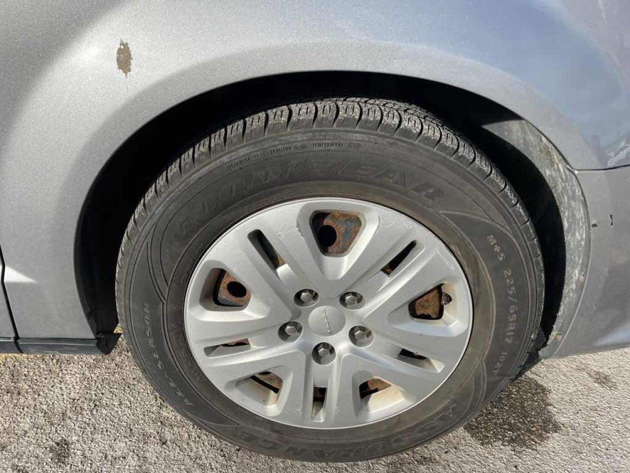 2013 Dodge Grand Caravan SE - Photo #21