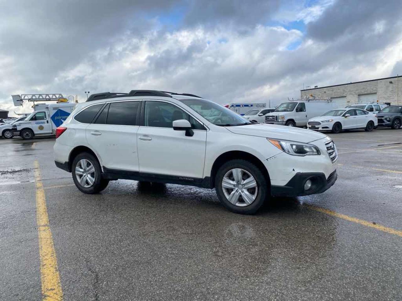 2015 Subaru Outback 2.5i - Photo #3