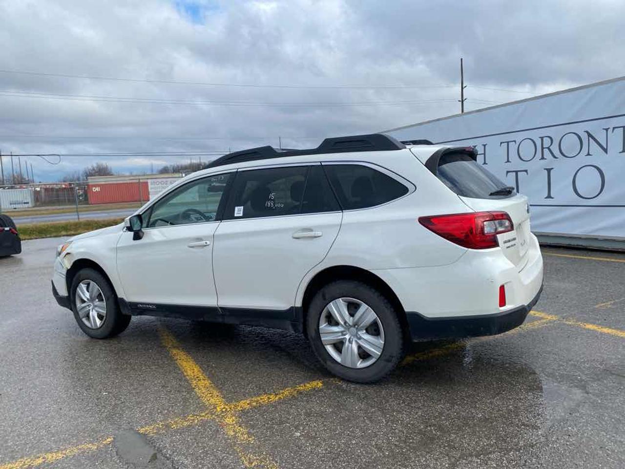 2015 Subaru Outback 2.5i Photo