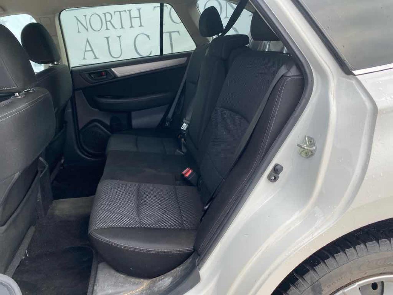 2015 Subaru Outback 2.5i - Photo #12