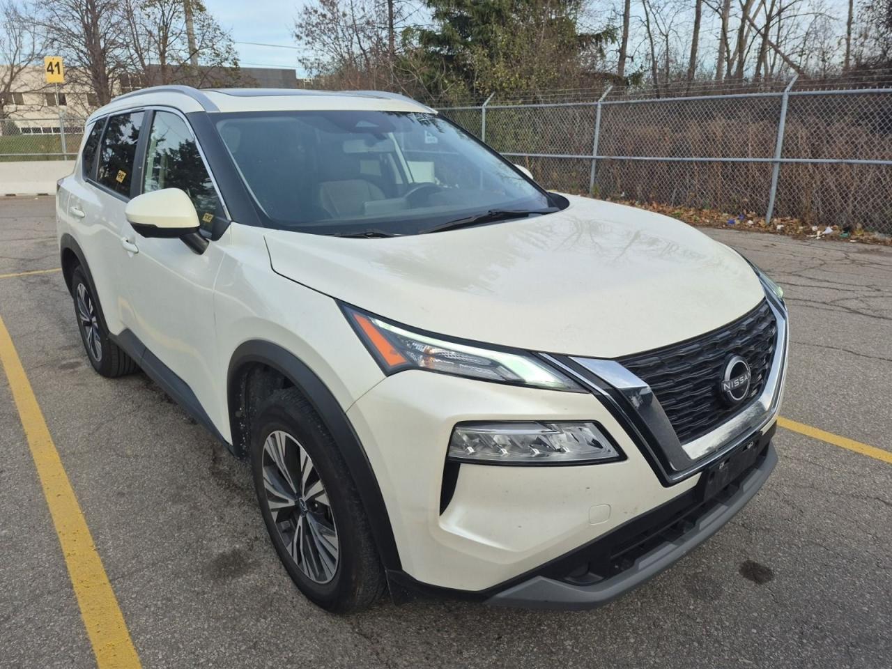 2023 Nissan Rogue SV MOONROOF