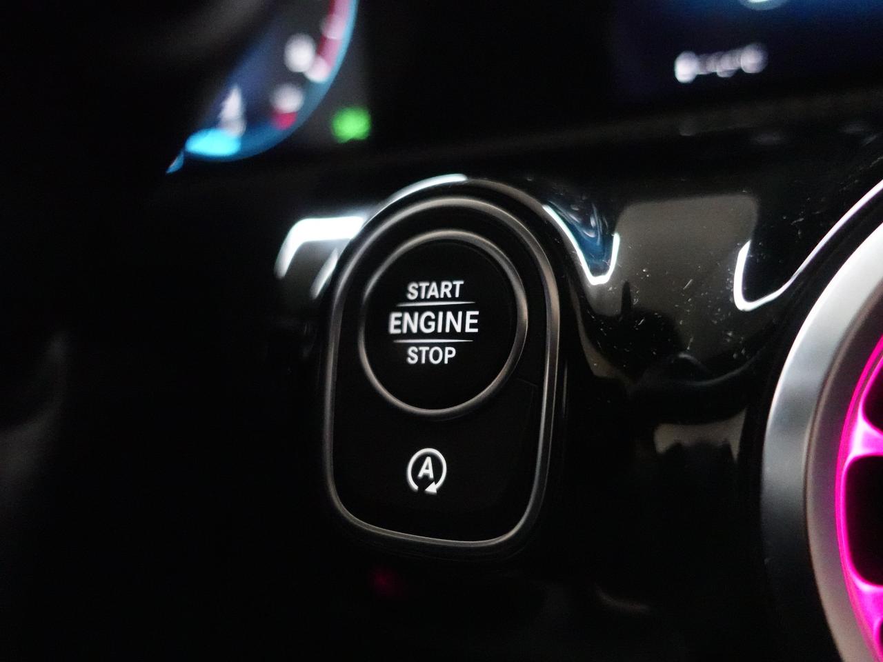 2021 Mercedes-Benz CLA250 4MATIC AMG Pkg | Nav | Leather | Sunroof | CarPlay