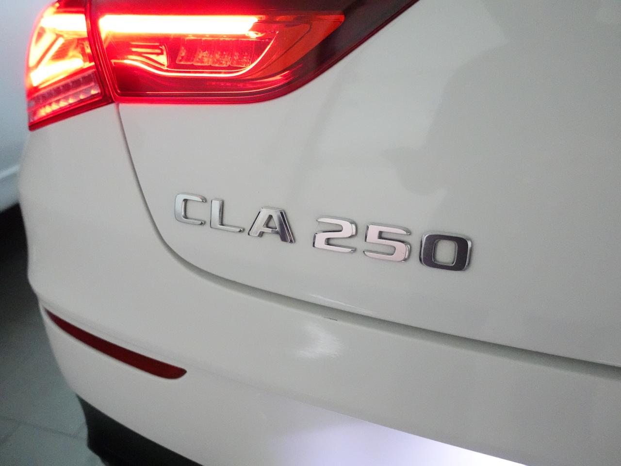 2021 Mercedes-Benz CLA250 4MATIC AMG Pkg | Nav | Leather | Sunroof | CarPlay