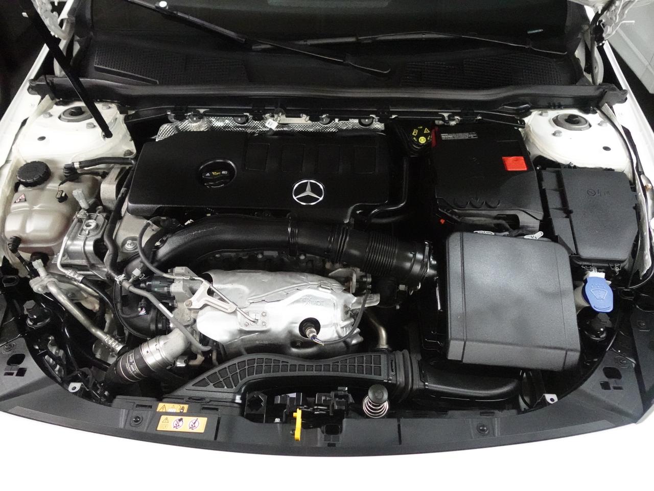 2021 Mercedes-Benz CLA250 4MATIC AMG Pkg | Nav | Leather | Sunroof | CarPlay Photo