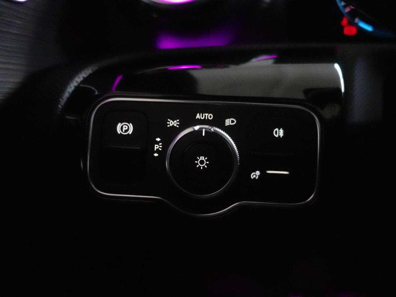 2021 Mercedes-Benz CLA250 4MATIC AMG Pkg | Nav | Leather | Sunroof | CarPlay