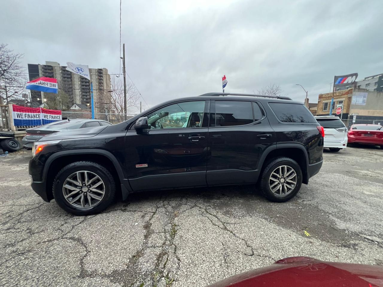 2017 GMC Acadia SLE - Photo #3