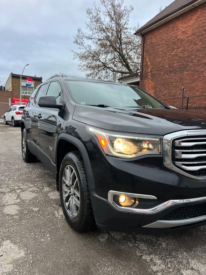 2017 GMC Acadia SLE - Photo #8