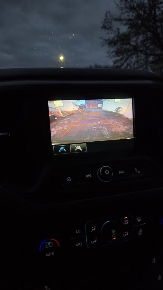 2017 GMC Acadia SLE - Photo #26