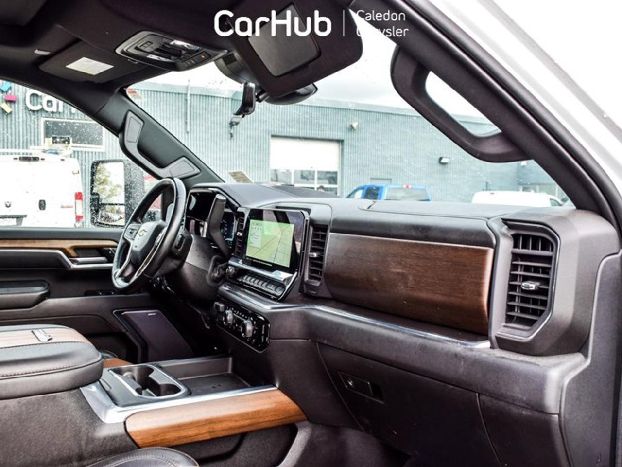 2024 Chevrolet Silverado 3500HD High Country 4WD Crew Cab 159" 6.6L Diesel Leather  5 passengers with captain chair Photo