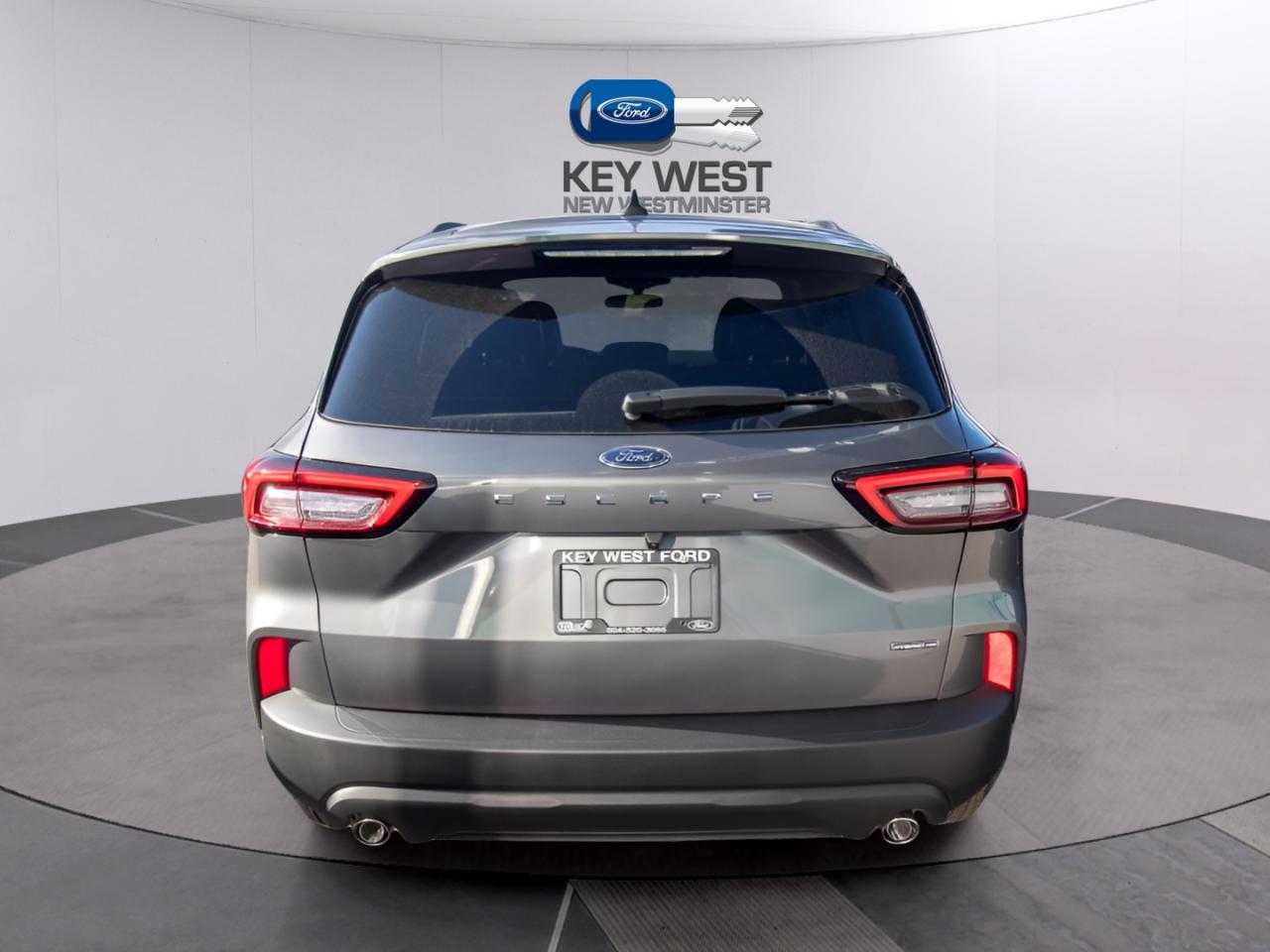 2026 Ford Escape ST-Line AWD Photo2