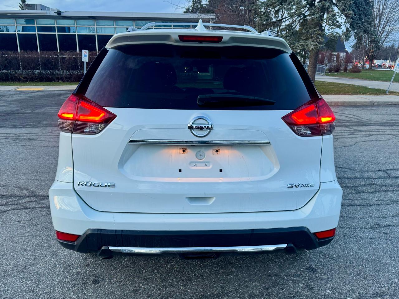 2017 Nissan Rogue AWD 4dr SV - Photo #4